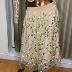 Embroidered flower skirt